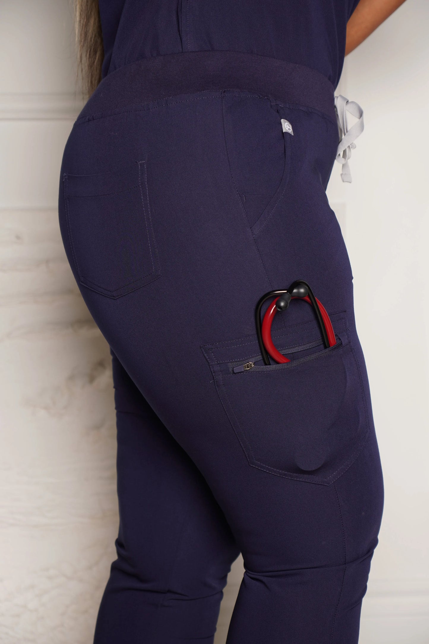 Women's Jogger Scrub Pants with pockets - Navy Pants%shop name%%product variant%